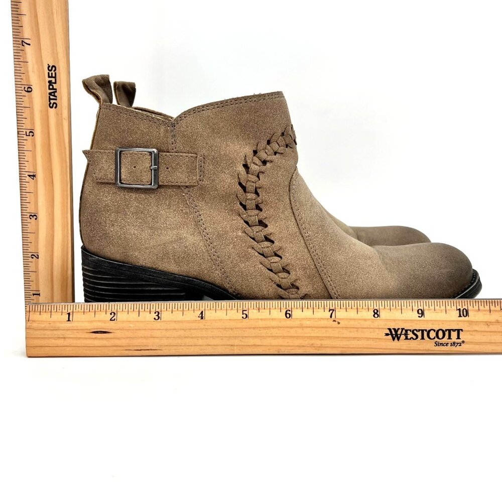 Billabong Womens Taupe Faux Suede Ankle Boots Size 9 Zipper Closure Braid Buckle - Picture 13 of 14